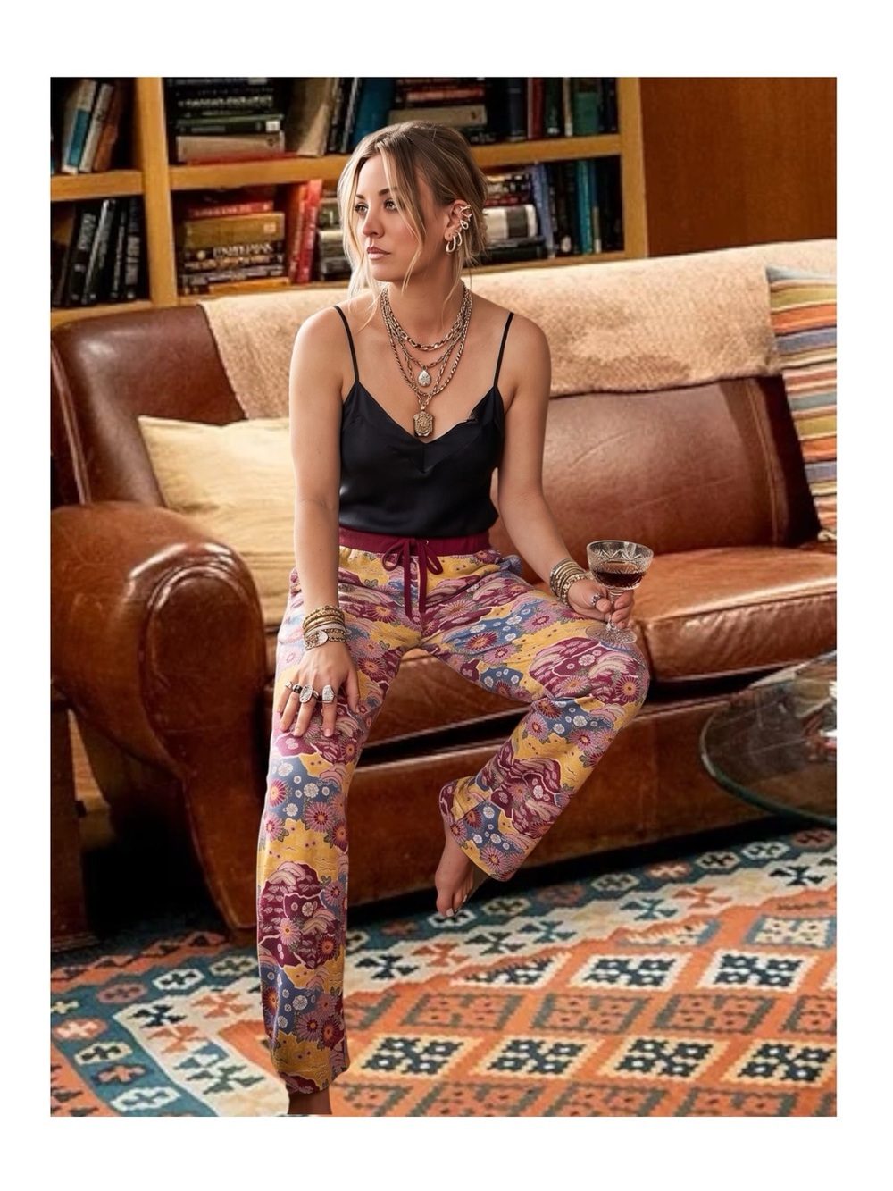 Y2K: new Lucky ✿ Floral Cropped Penny’s Sweatpants ✿ Red ✿ Big Bang Theory ✿ L